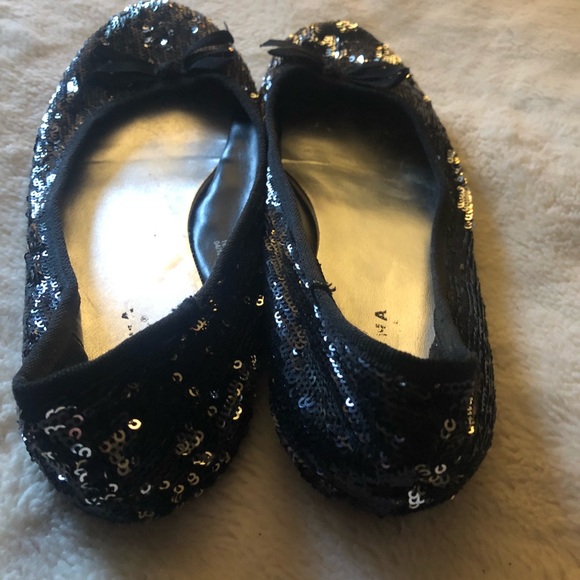 Black and silver sequined ballet flats 8.5 Nice! - Picture 3 of 8